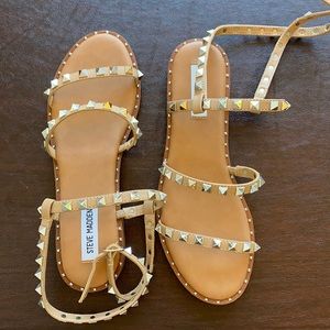 Steve Madden Travel Sandal